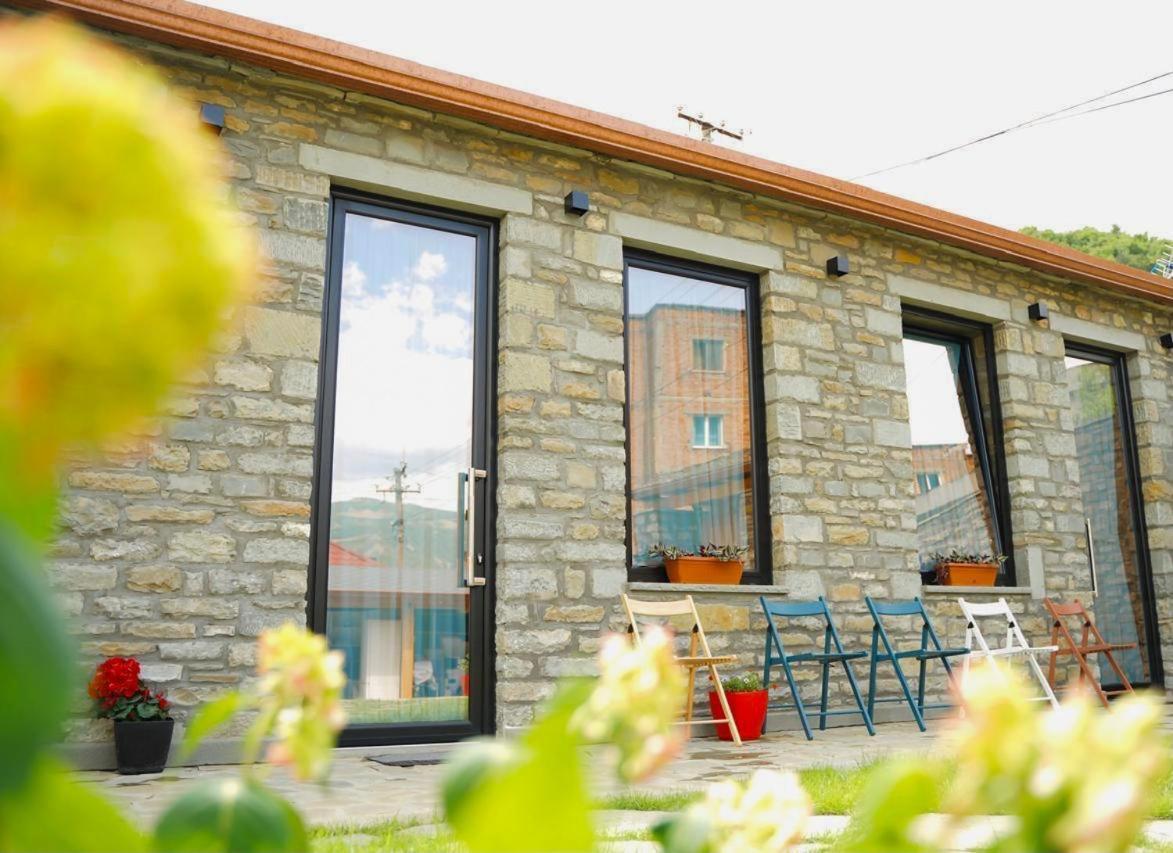 Gogo Moustache Guest House Permet Exterior photo